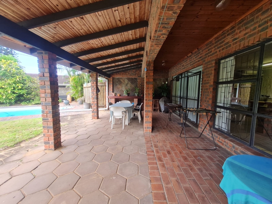 4 Bedroom Property for Sale in Meer En See KwaZulu-Natal