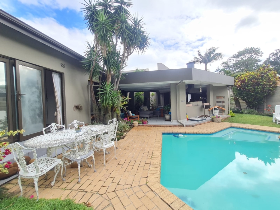 5 Bedroom Property for Sale in Meer En See KwaZulu-Natal