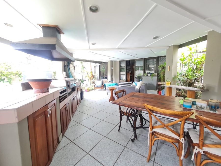 5 Bedroom Property for Sale in Meer En See KwaZulu-Natal