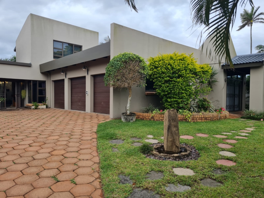 5 Bedroom Property for Sale in Meer En See KwaZulu-Natal