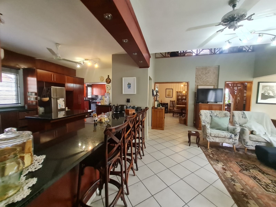 5 Bedroom Property for Sale in Meer En See KwaZulu-Natal