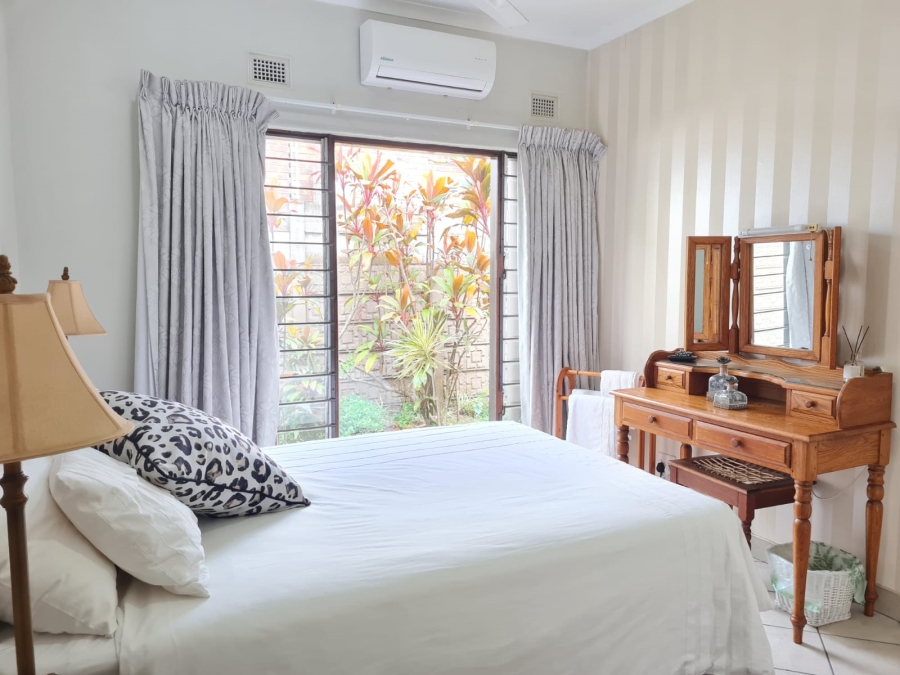 5 Bedroom Property for Sale in Meer En See KwaZulu-Natal