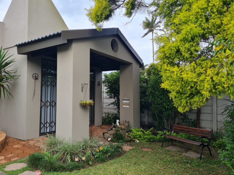5 Bedroom Property for Sale in Meer En See KwaZulu-Natal