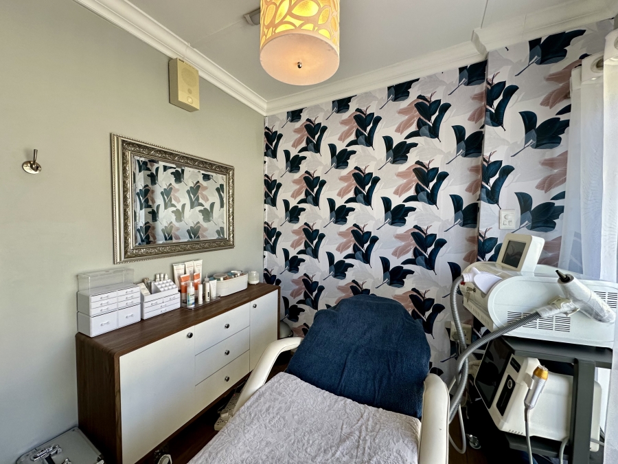 3 Bedroom Property for Sale in Meer En See KwaZulu-Natal