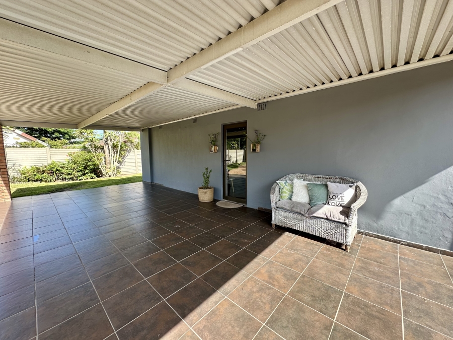 3 Bedroom Property for Sale in Meer En See KwaZulu-Natal