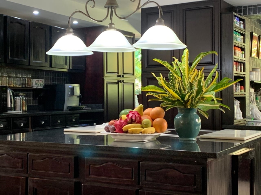 4 Bedroom Property for Sale in Ballito Central KwaZulu-Natal