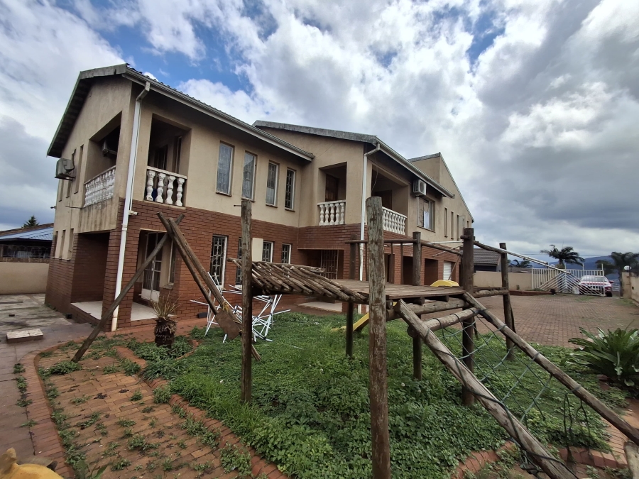 4 Bedroom Property for Sale in Dunveria KwaZulu-Natal