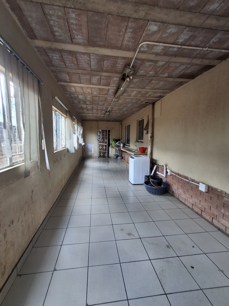 4 Bedroom Property for Sale in Dunveria KwaZulu-Natal