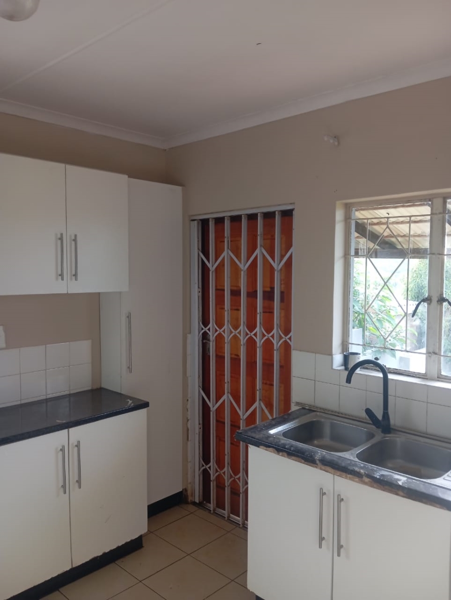 To Let 3 Bedroom Property for Rent in Bisley KwaZulu-Natal