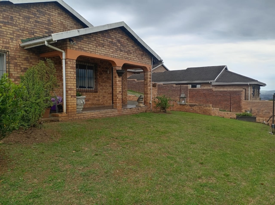 3 Bedroom Property for Sale in Dunveria KwaZulu-Natal