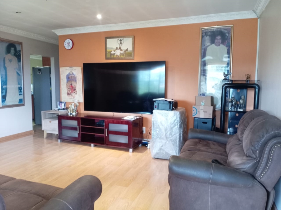 3 Bedroom Property for Sale in Dunveria KwaZulu-Natal