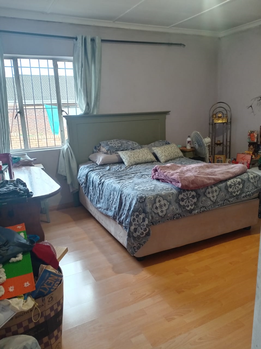 3 Bedroom Property for Sale in Dunveria KwaZulu-Natal