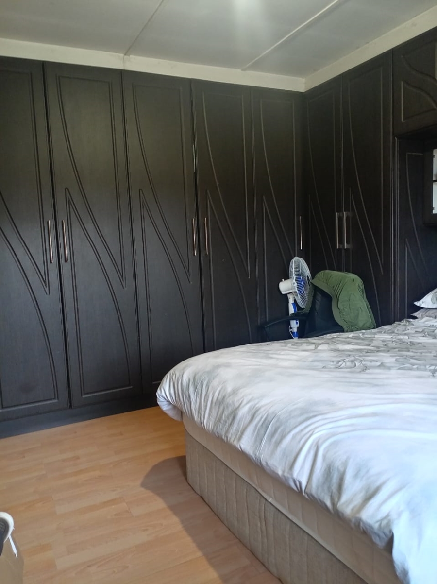 3 Bedroom Property for Sale in Dunveria KwaZulu-Natal