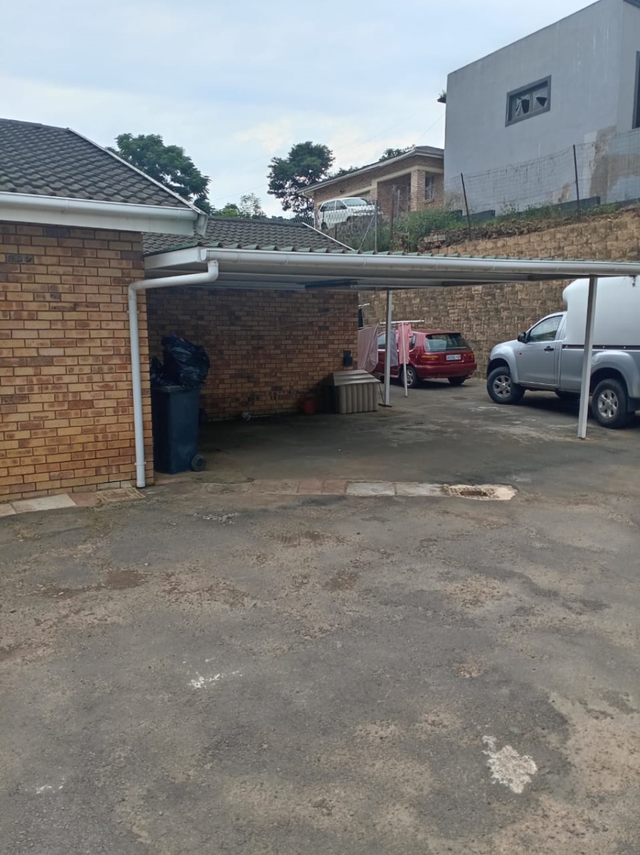 3 Bedroom Property for Sale in Dunveria KwaZulu-Natal