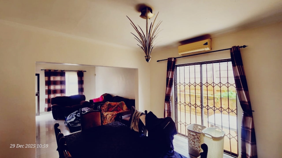 3 Bedroom Property for Sale in Bombay Heights KwaZulu-Natal