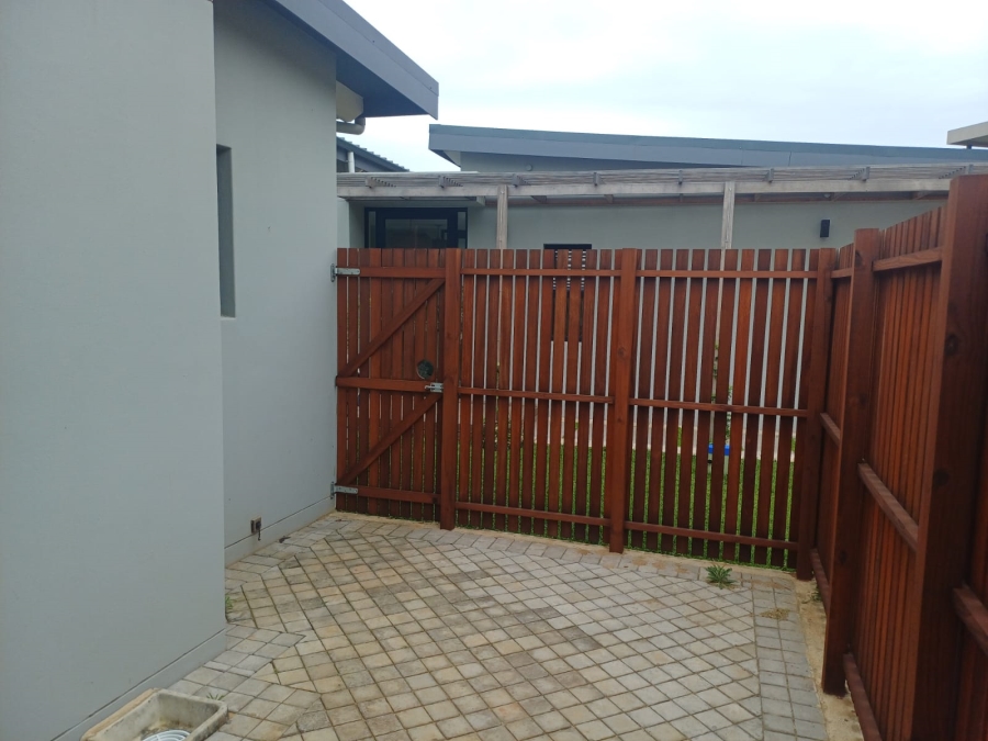2 Bedroom Property for Sale in Shakas Rock KwaZulu-Natal