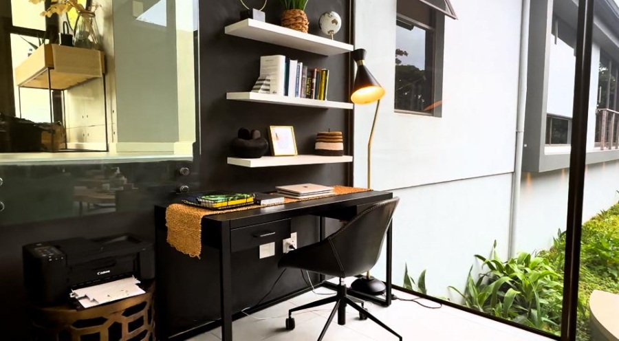 4 Bedroom Property for Sale in Ballito Central KwaZulu-Natal