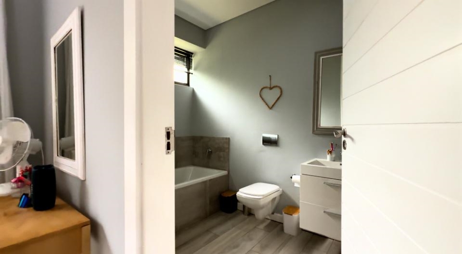 4 Bedroom Property for Sale in Ballito Central KwaZulu-Natal