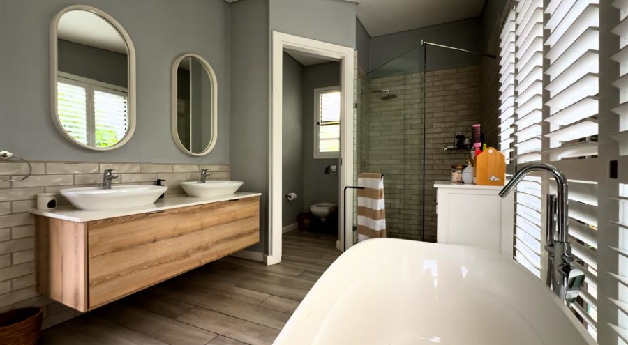 4 Bedroom Property for Sale in Ballito Central KwaZulu-Natal