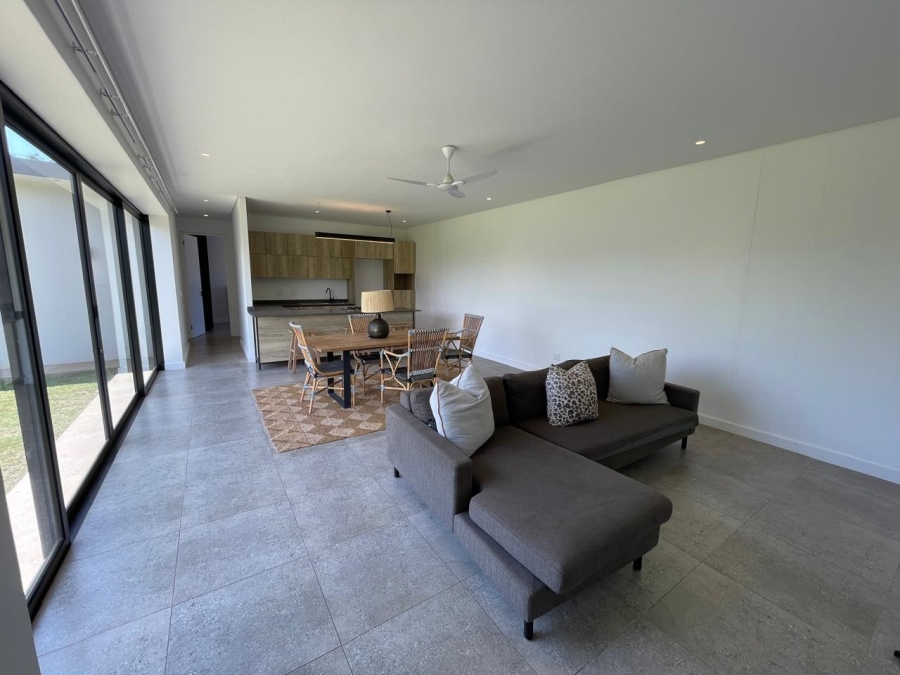 To Let 3 Bedroom Property for Rent in Sheffield Beach KwaZulu-Natal