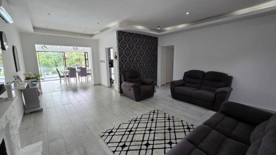 4 Bedroom Property for Sale in Farningham Ridge KwaZulu-Natal