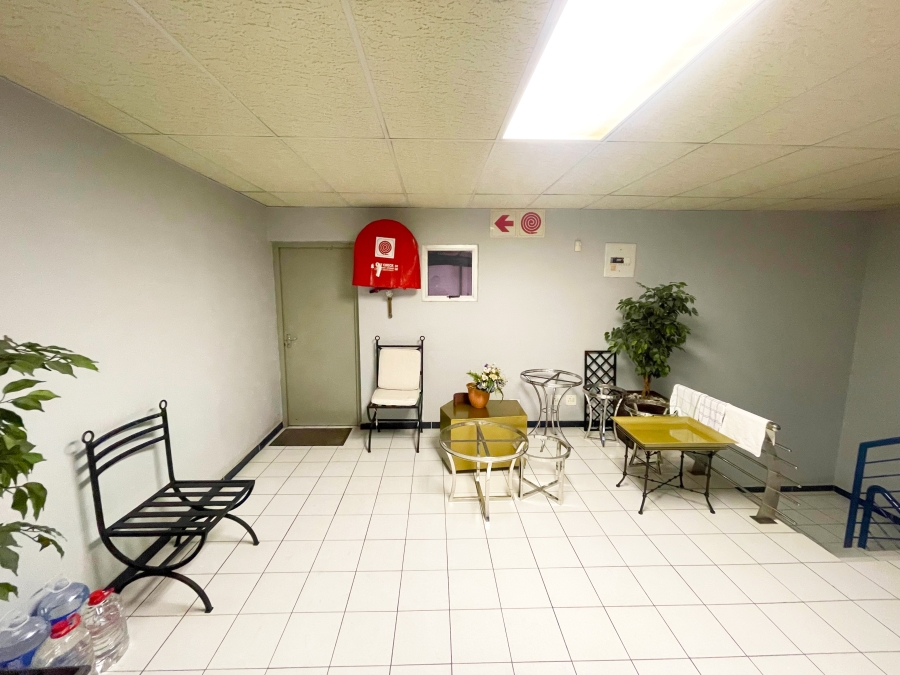 To Let commercial Property for Rent in Mount Edgecombe KwaZulu-Natal