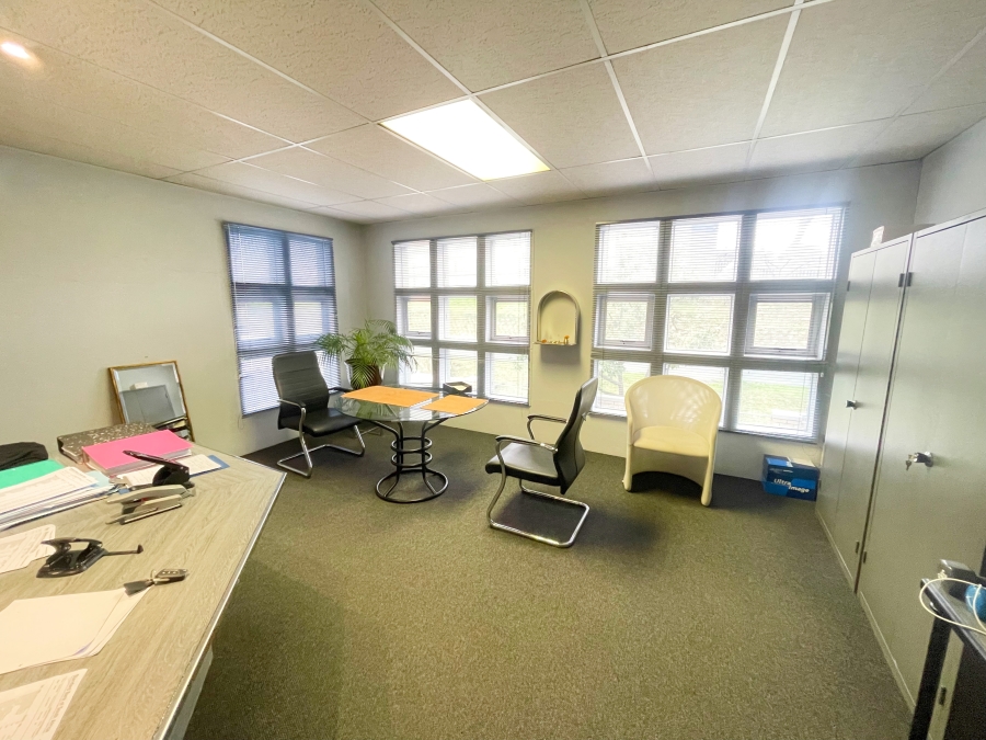 To Let commercial Property for Rent in Mount Edgecombe KwaZulu-Natal