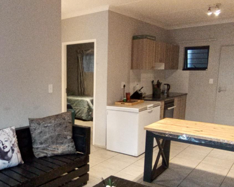 2 Bedroom Property for Sale in Umbogintwini KwaZulu-Natal