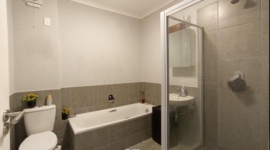 2 Bedroom Property for Sale in Umbogintwini KwaZulu-Natal