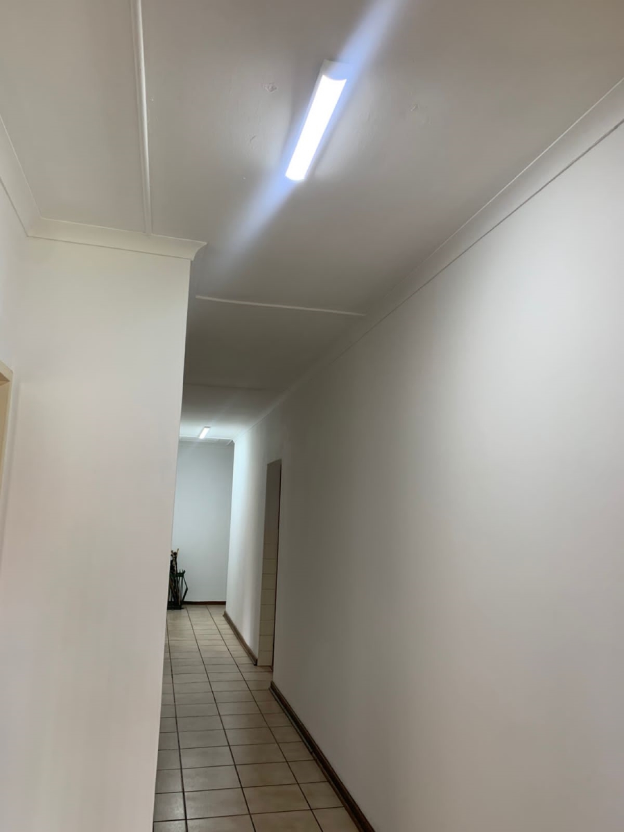 4 Bedroom Property for Sale in Pioneer Park KwaZulu-Natal