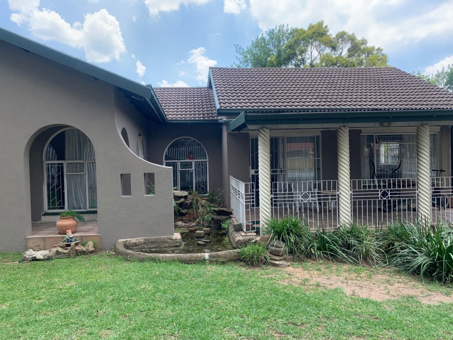 4 Bedroom Property for Sale in Pioneer Park KwaZulu-Natal