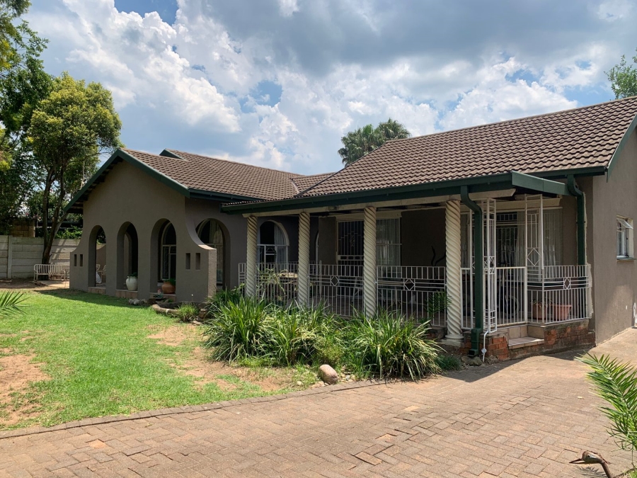 4 Bedroom Property for Sale in Pioneer Park KwaZulu-Natal
