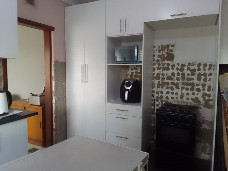 5 Bedroom Property for Sale in Umlazi N KwaZulu-Natal