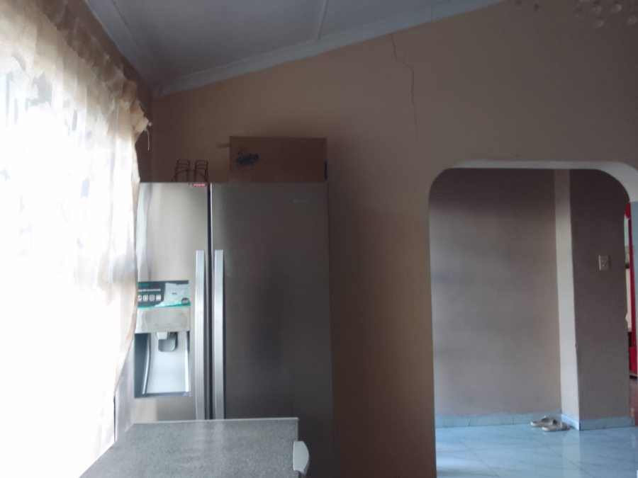 5 Bedroom Property for Sale in Umlazi N KwaZulu-Natal