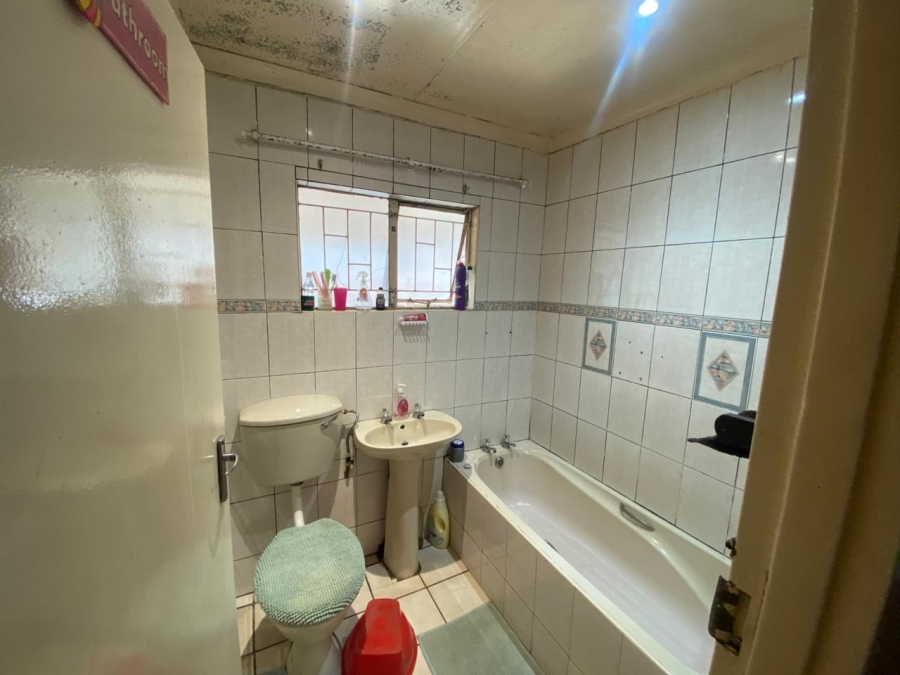 2 Bedroom Property for Sale in Panorama Gardens KwaZulu-Natal