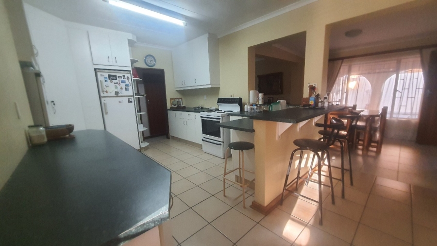 3 Bedroom Property for Sale in Aviary Hill KwaZulu-Natal