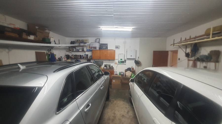 3 Bedroom Property for Sale in Aviary Hill KwaZulu-Natal