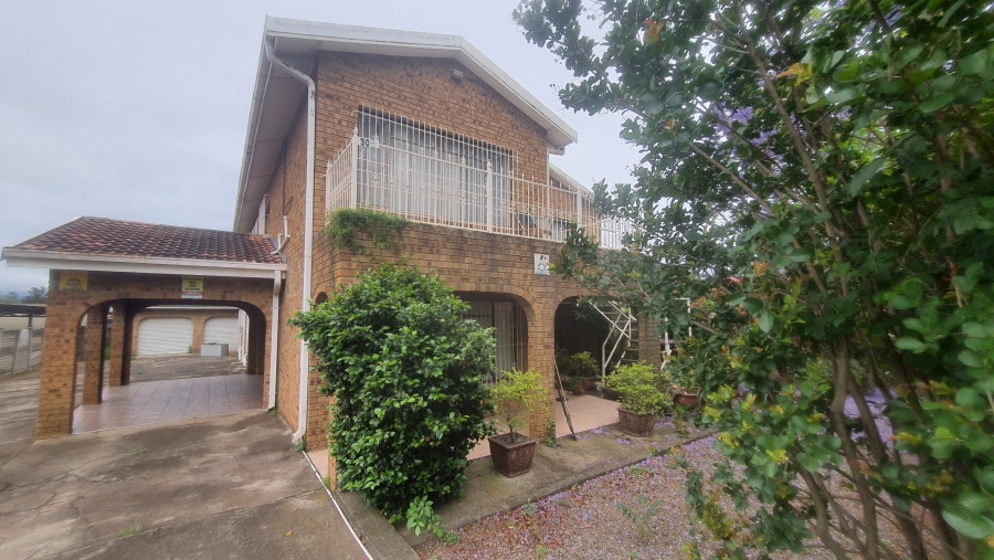 6 Bedroom Property for Sale in Lennoxton KwaZulu-Natal