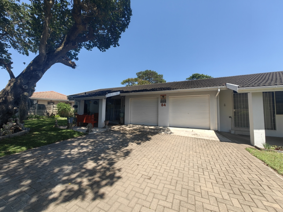 4 Bedroom Property for Sale in Park Rynie KwaZulu-Natal