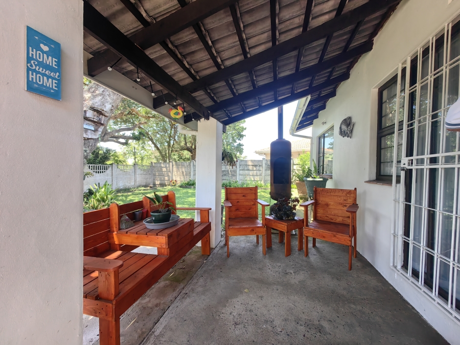 4 Bedroom Property for Sale in Park Rynie KwaZulu-Natal