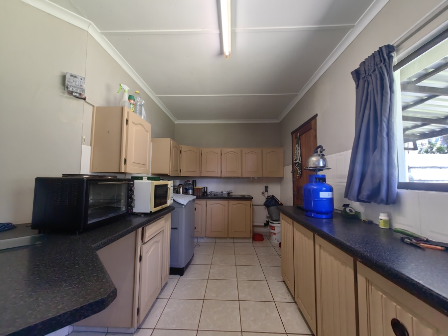 4 Bedroom Property for Sale in Park Rynie KwaZulu-Natal