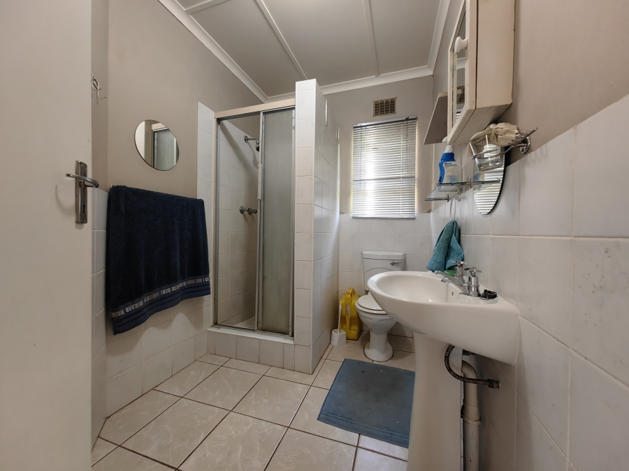 4 Bedroom Property for Sale in Park Rynie KwaZulu-Natal