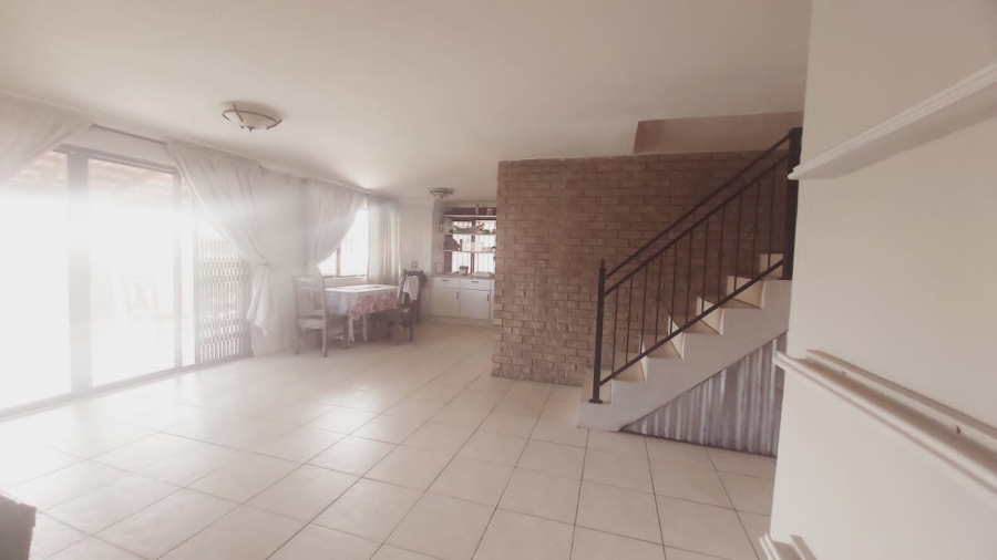 6 Bedroom Property for Sale in Bluff KwaZulu-Natal
