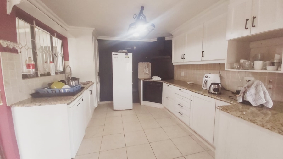 6 Bedroom Property for Sale in Bluff KwaZulu-Natal