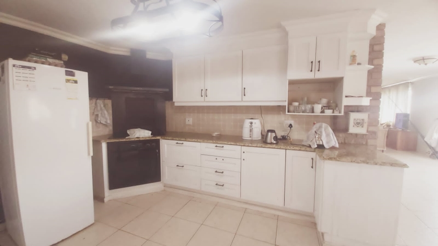 6 Bedroom Property for Sale in Bluff KwaZulu-Natal