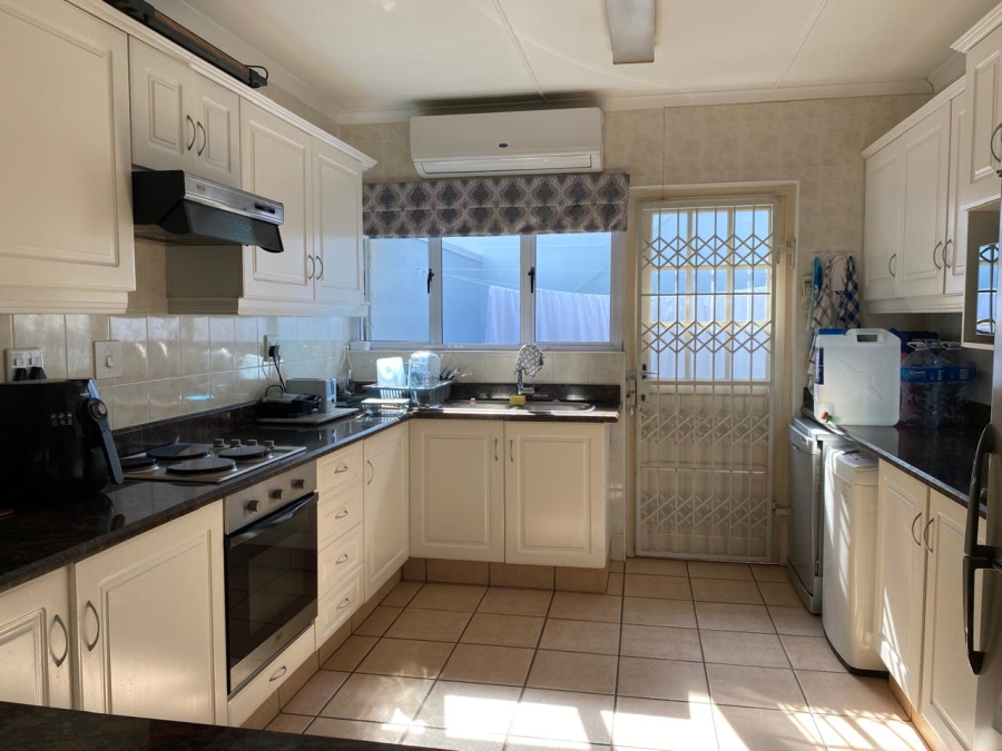 4 Bedroom Property for Sale in Beverley Hills KwaZulu-Natal