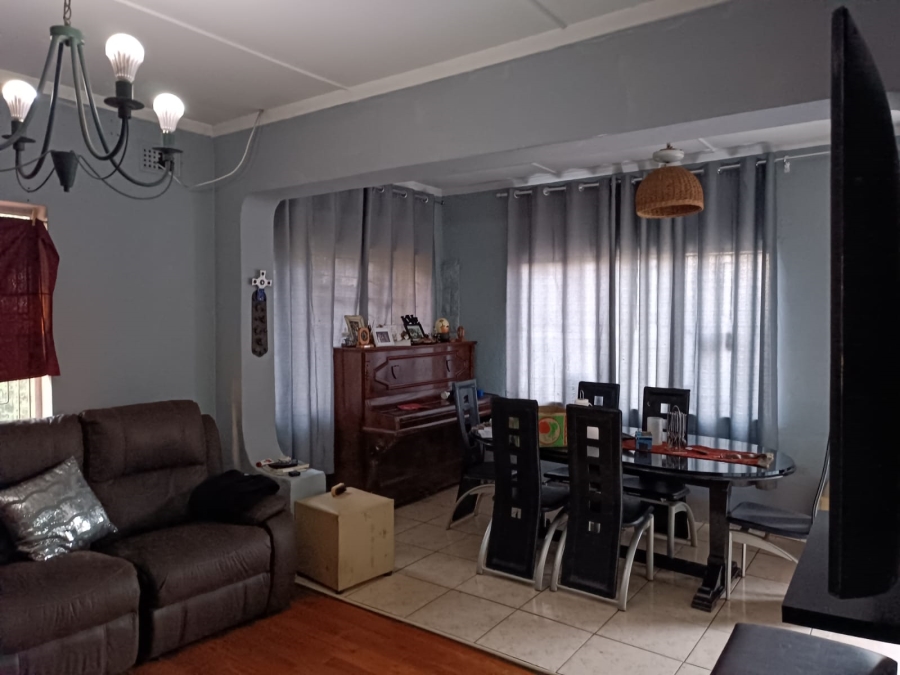 4 Bedroom Property for Sale in Claire Estate KwaZulu-Natal