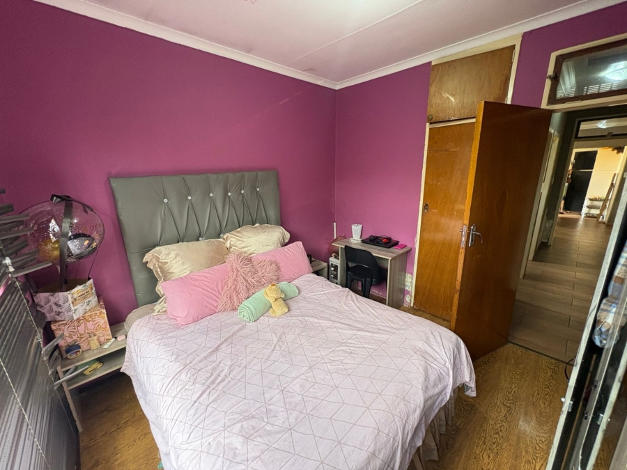 To Let 4 Bedroom Property for Rent in Amajuba Park KwaZulu-Natal