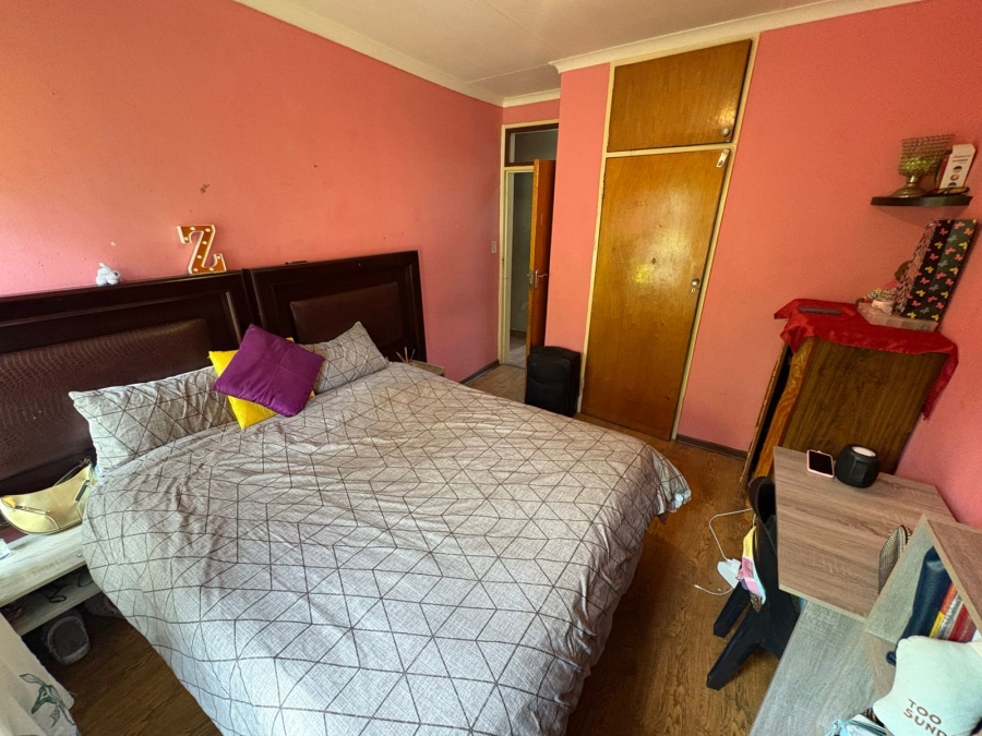 To Let 4 Bedroom Property for Rent in Amajuba Park KwaZulu-Natal