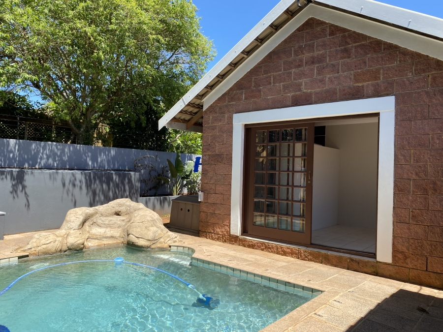 5 Bedroom Property for Sale in Ballito Central KwaZulu-Natal